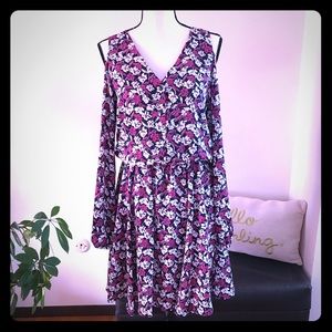 Banana Republic dress open shoulders